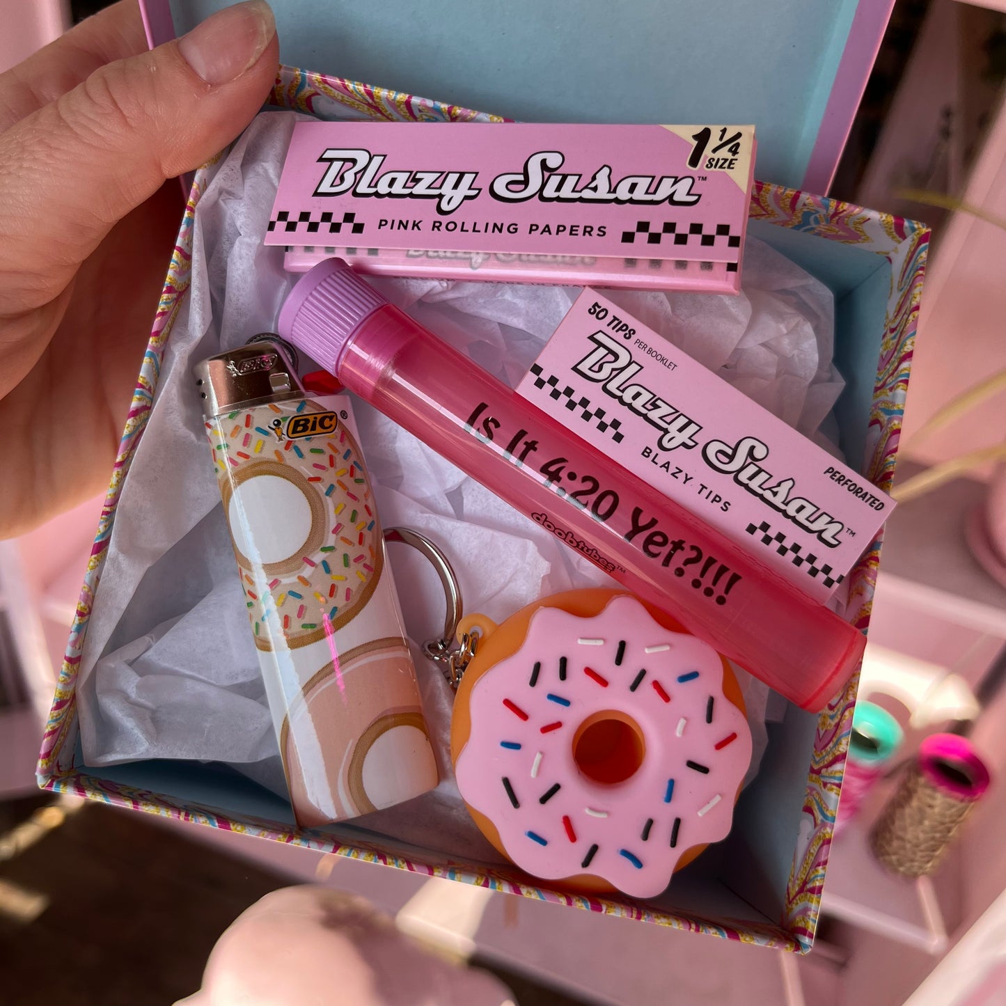 Pink Donut Smoke Set