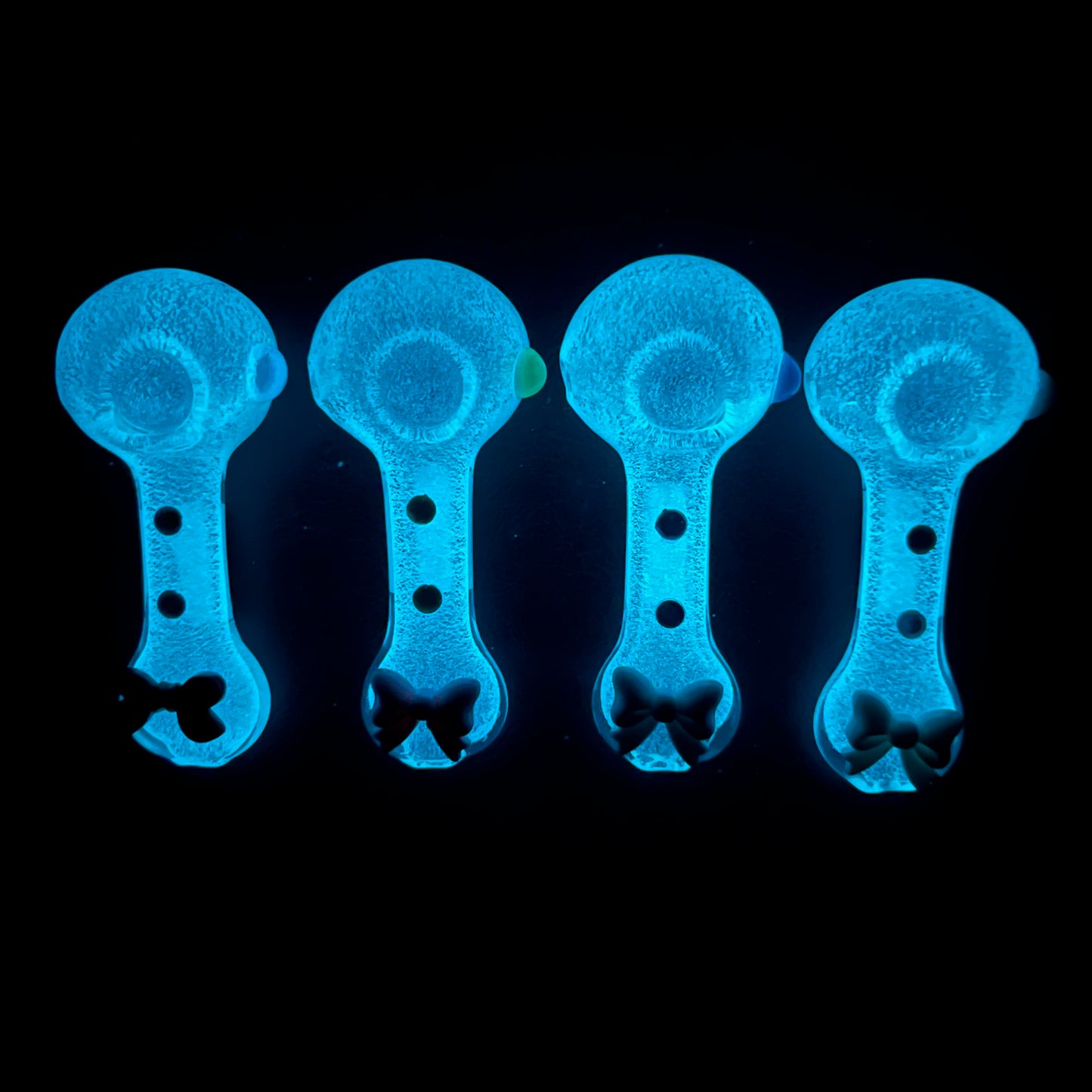 White Glow Bow Glass Pipe