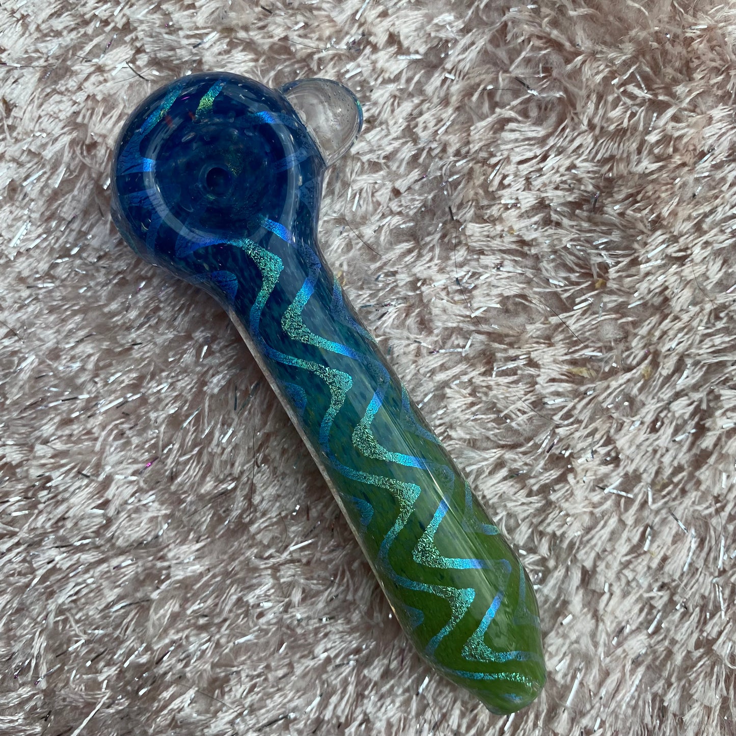 Twisted Image Dichro Glass Pipe