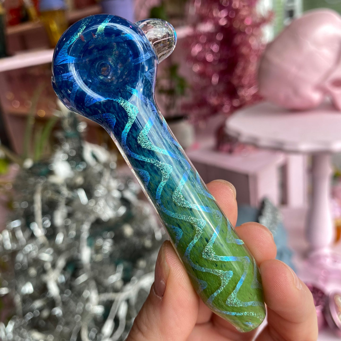 Twisted Image Dichro Glass Pipe