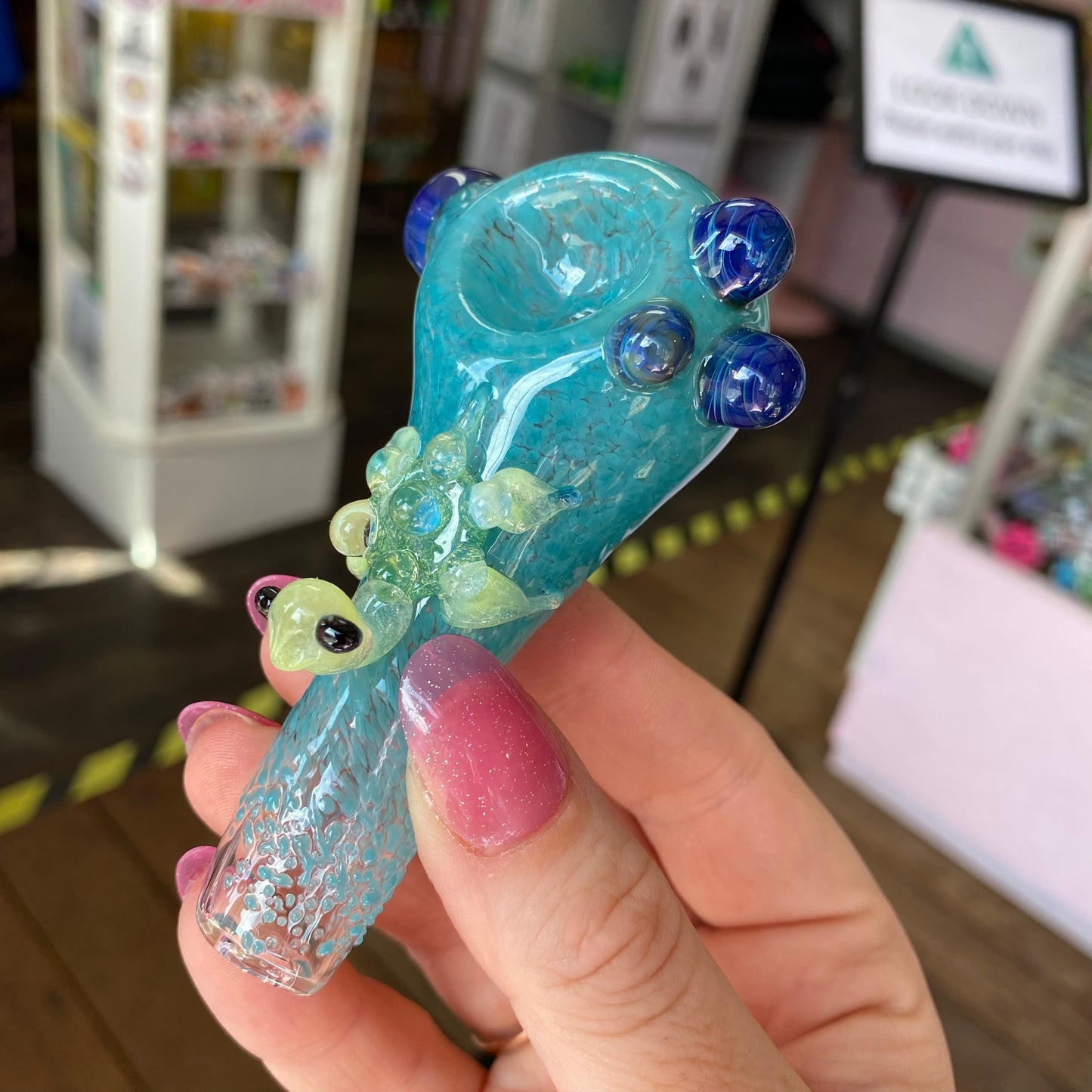 Critter Glass Pipe with Frit