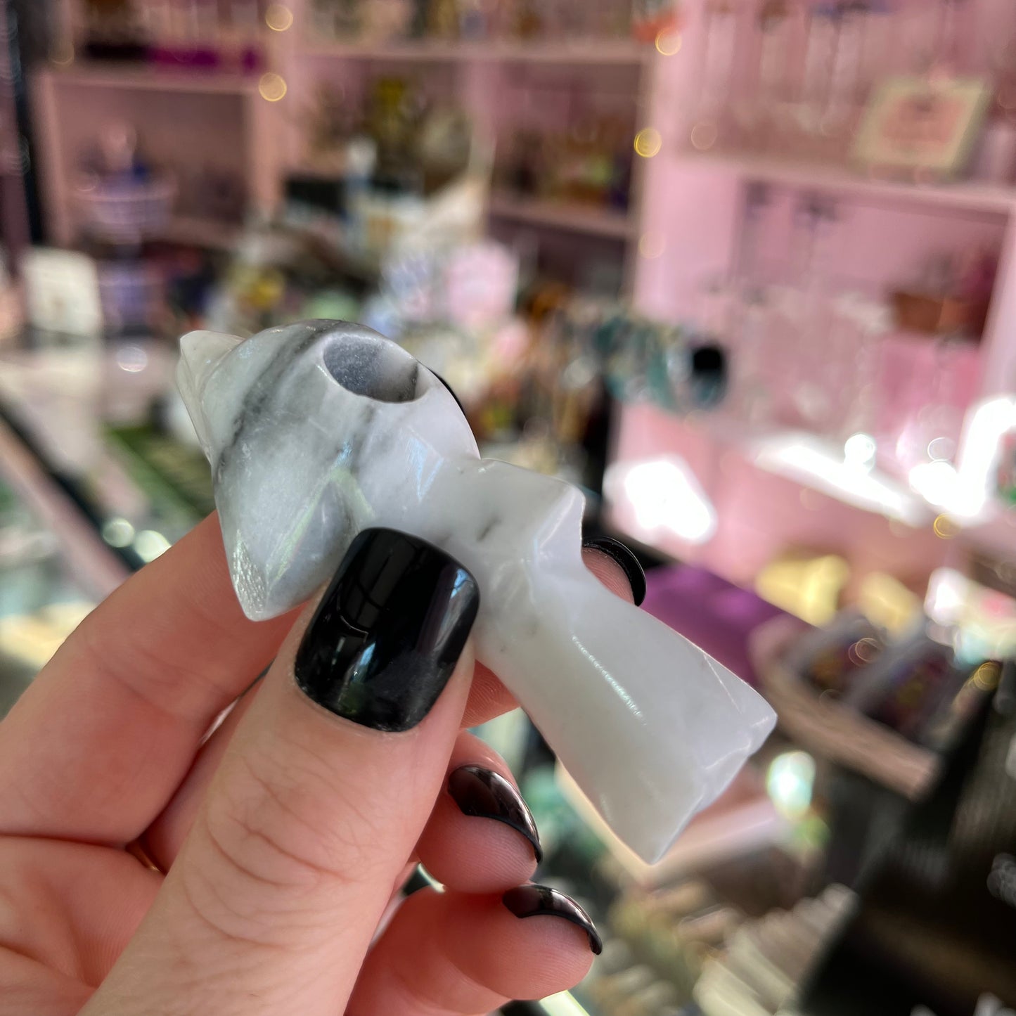 Onyx Dolphin Pipe