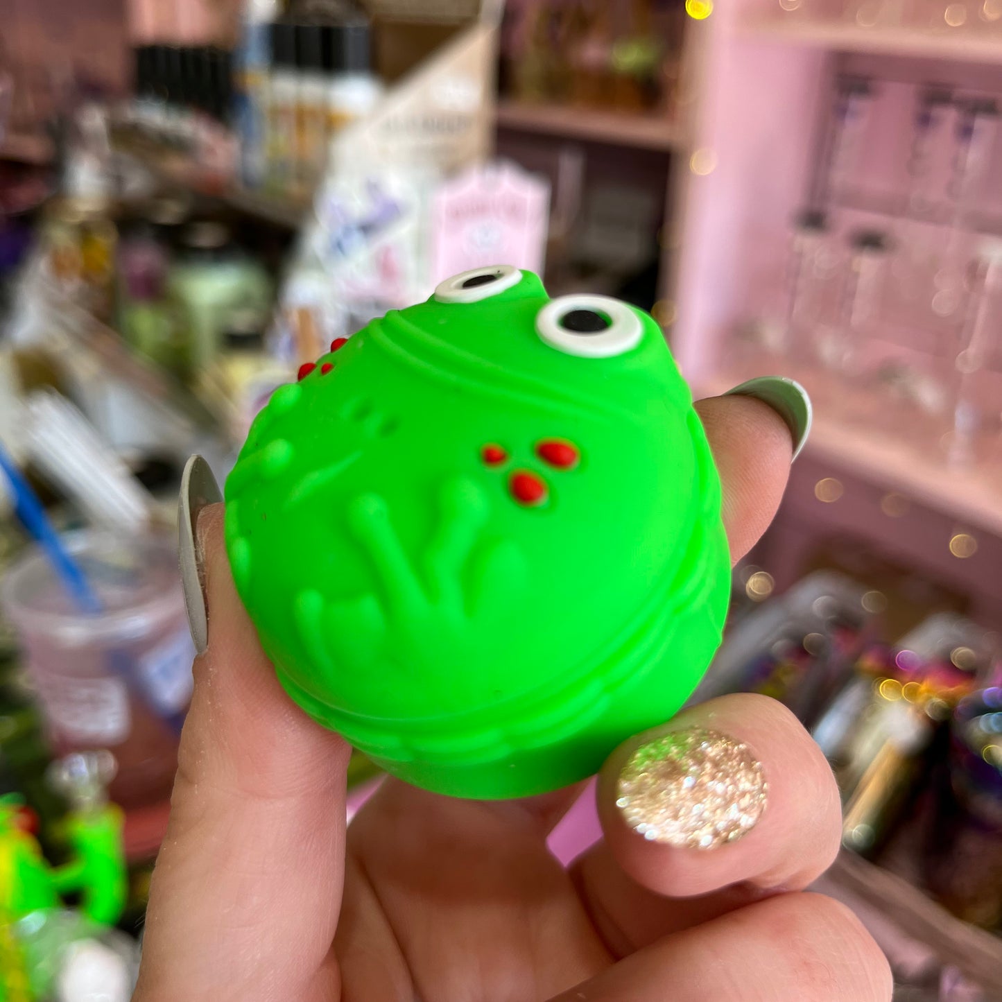 Silicone Frog Pipe