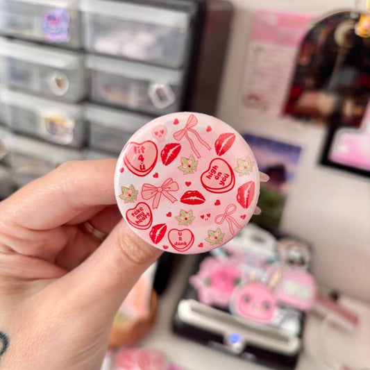 Stoney Kisses Button