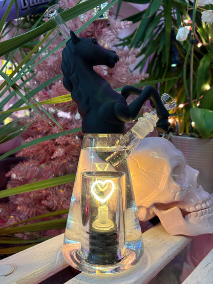 Light-up Horse Water Pipe