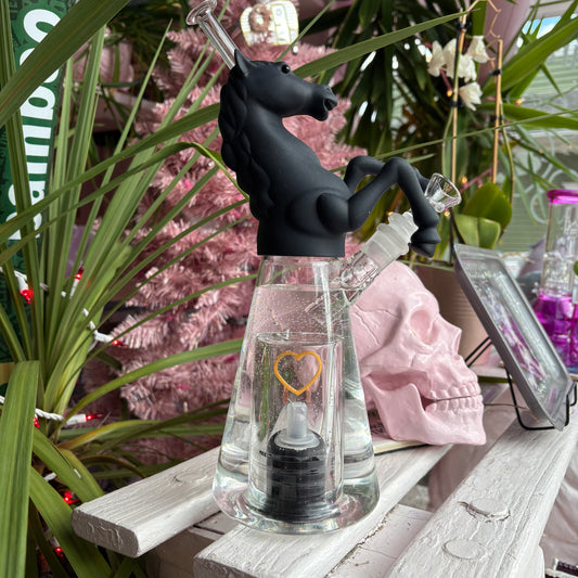 Light-up Horse Water Pipe