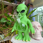 alien doll glass bong figurine