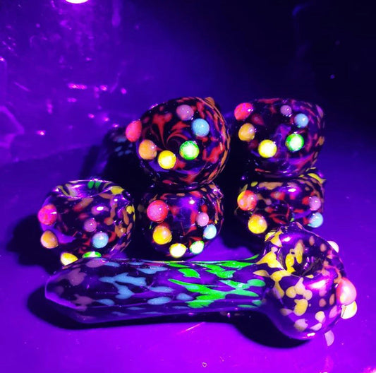 UV Rainbow Glass Pipe