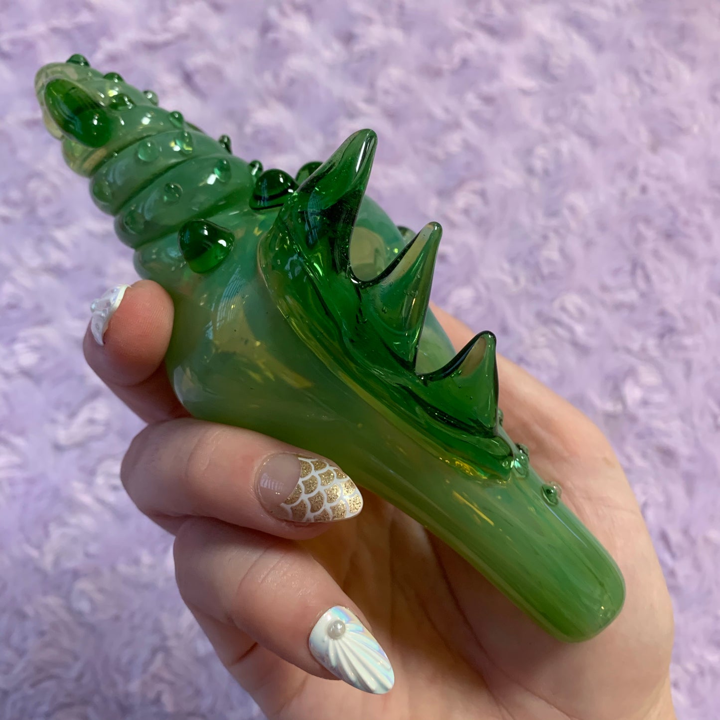 Green Seashell Glass Pipe